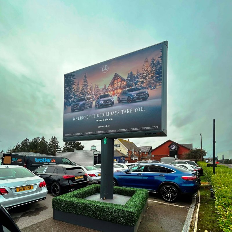 Sandown Mercedes Poole Sign 2 A